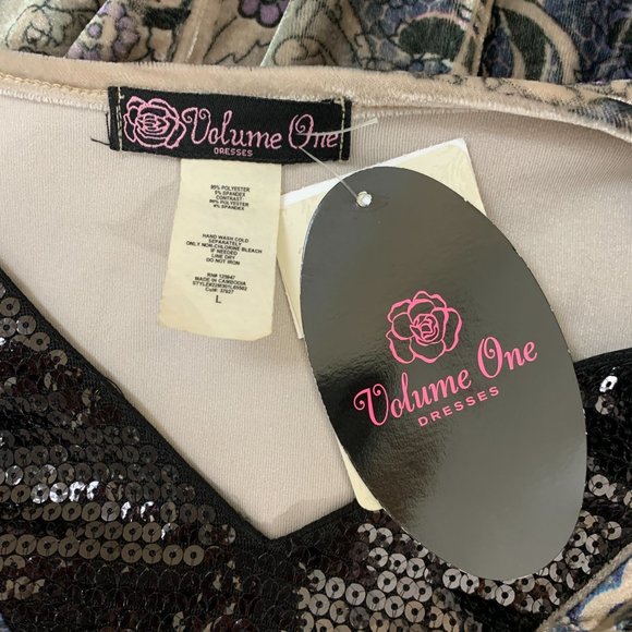 Volume One Large Dress NWT Velvet Gray Knee V Neck - Picture 4 of 6